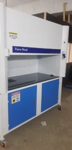 Laboratory Fume Hood - Image 2